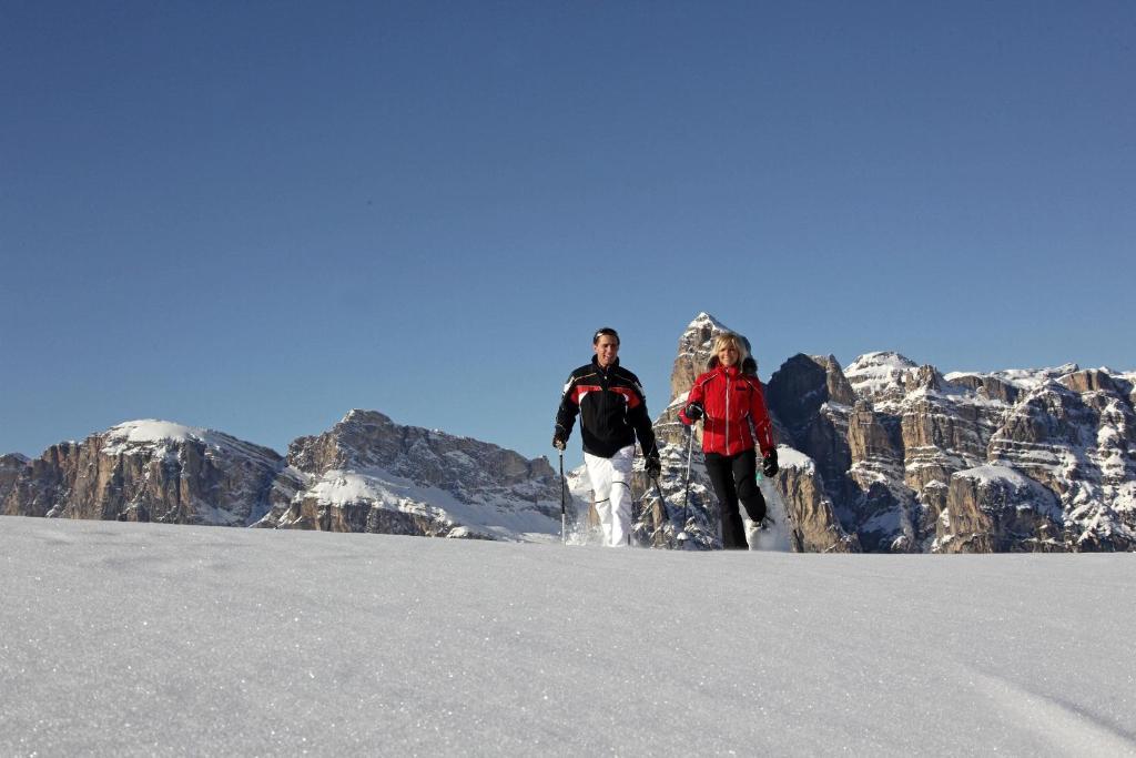 Hotel Ciasa Ai Pini San Cassiano  Kültér fotó