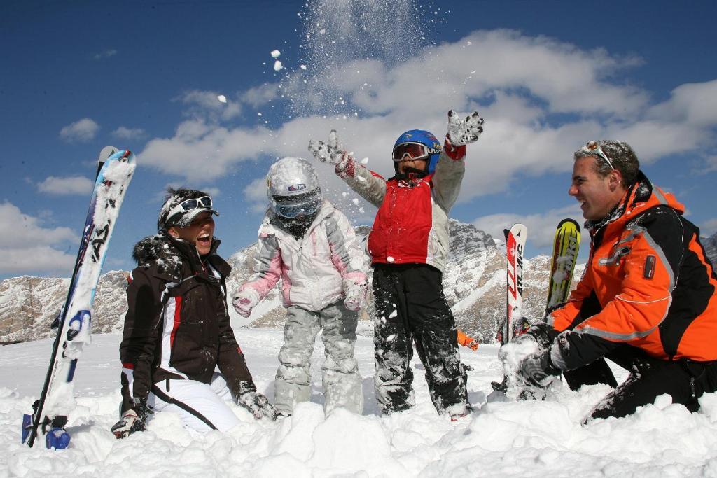 Hotel Ciasa Ai Pini San Cassiano  Kültér fotó